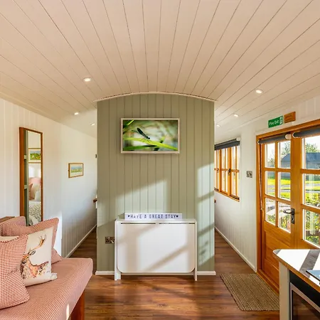 The Shepherds Retreat - Ockeridge Rural Retreats Wichenford Exterior photo
